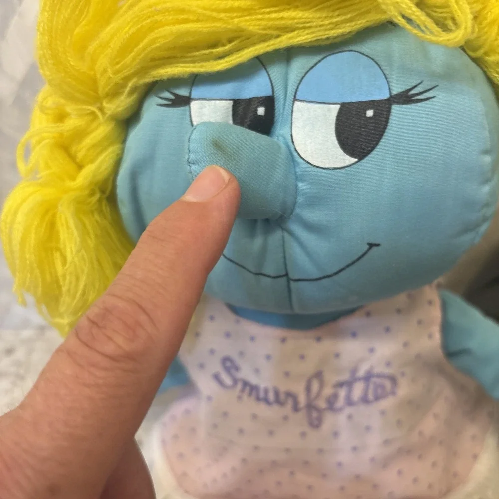 1983 PEYO Wallace Berrie & Co. Smurfs Smurfette Stuff Plush Toy DOLL